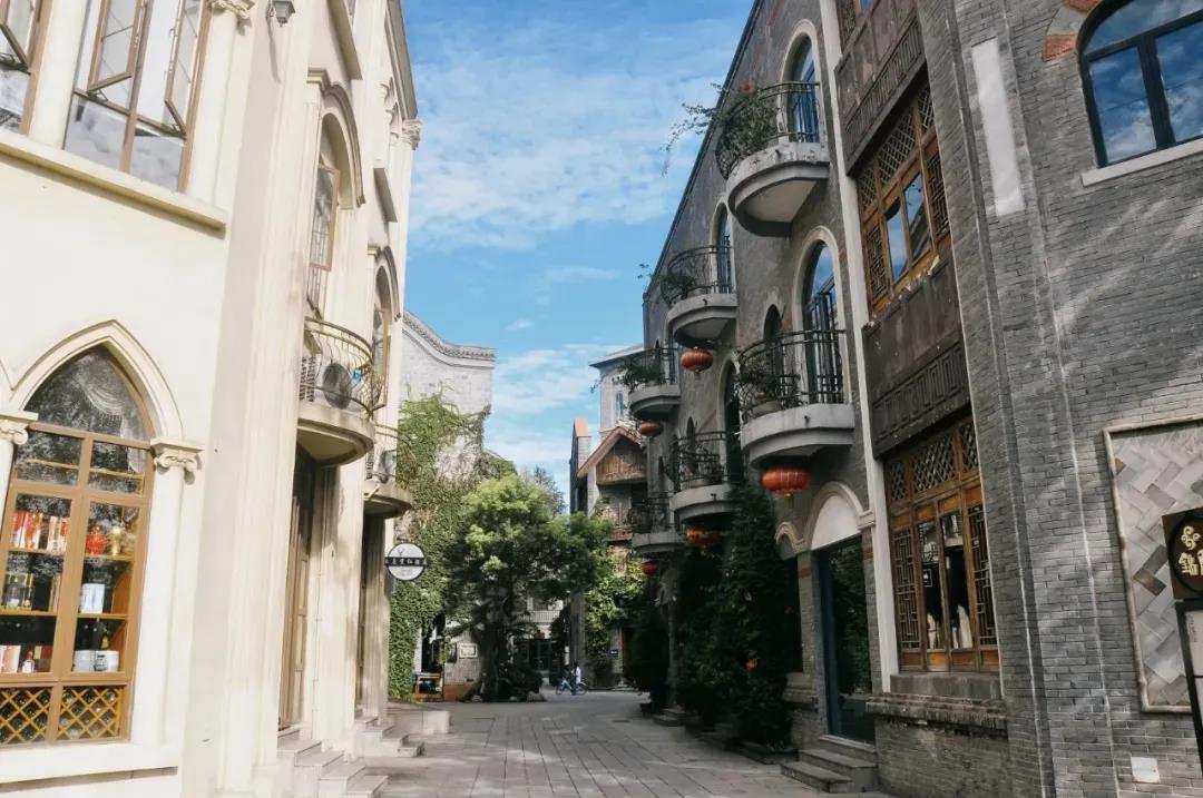 成都经典一日游：15个市内景点，地铁直达，全民撒欢玩