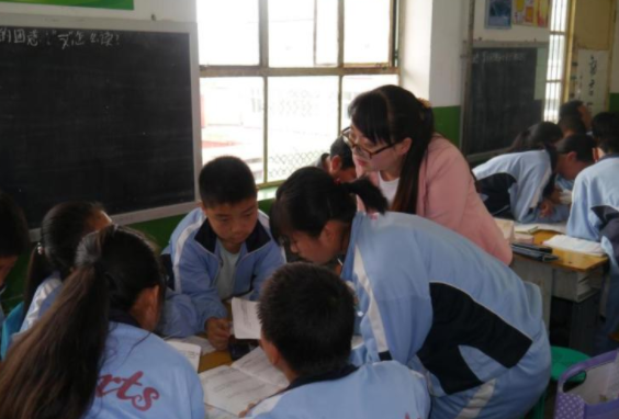 多地中小学现“教师荒”，系统却显示已经超编，在编老师都去哪了