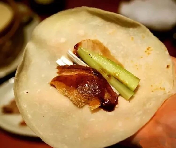 北京土著：吃烤鸭千万别去全聚德！这10家烤鸭才正宗！你吃过几家