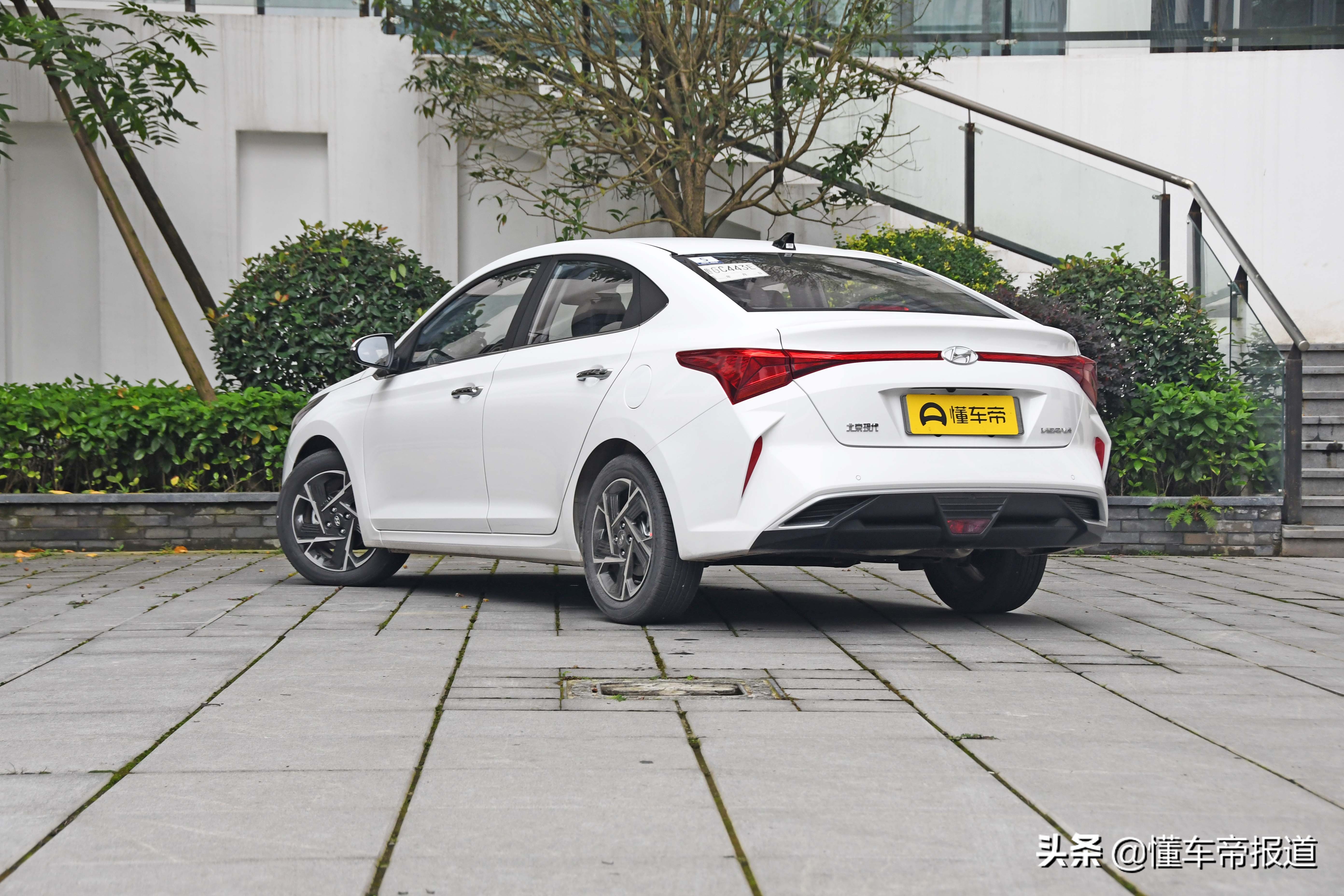 小型车也可以很犀利,试驾北京现代新款悦纳