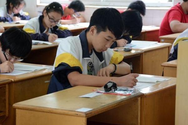 中考落榜不知道该怎么办？除了读职高技校，还有两条路可以选择