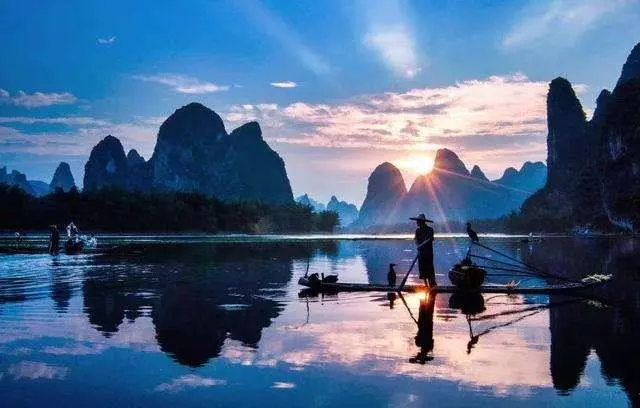 中国最具特色的20个小镇，记住它收藏它