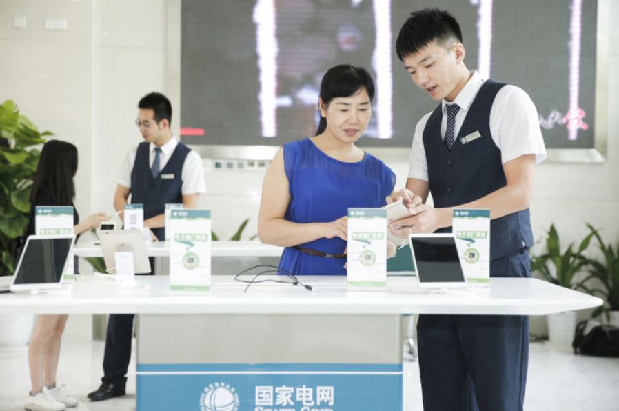 被国家电网青睐的4所大学，录取分数不算高，毕业前就有机会就业