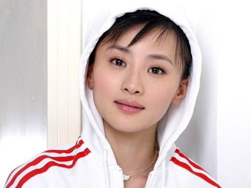 于波决定向季方语挑明心里只有小雪,却意外地发现季方语原来已身患