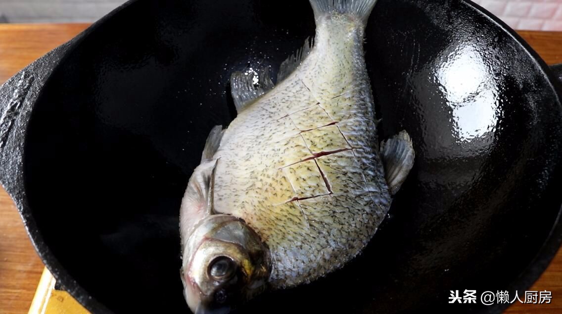 紅燒魚的家常做法簡單,紅燒魚的家常做法簡單步驟