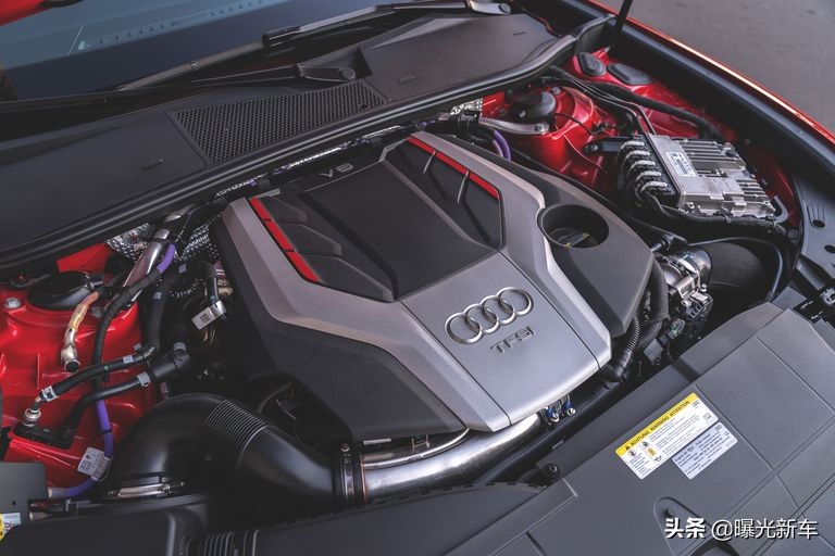 最新「奥迪S6」高级运动轿车，2021款，你爱了吗？