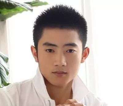 毛碎发型图片男生(为什么陈伟霆的寸头会如此帅气) - 赤虎壹号