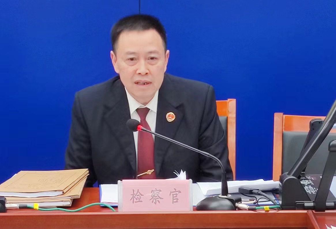 镇巴县人民检察院召开首例羁押必要性审查听证会，实现法律效果社会效果双赢