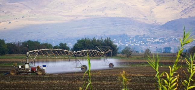 一半国土被沙漠覆盖，全年降水稀少，以色列为何一吨水只卖5元？