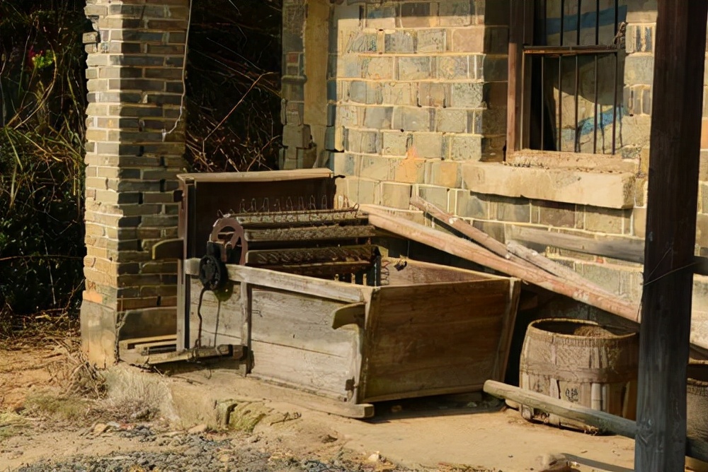 第一种老物件:打谷机