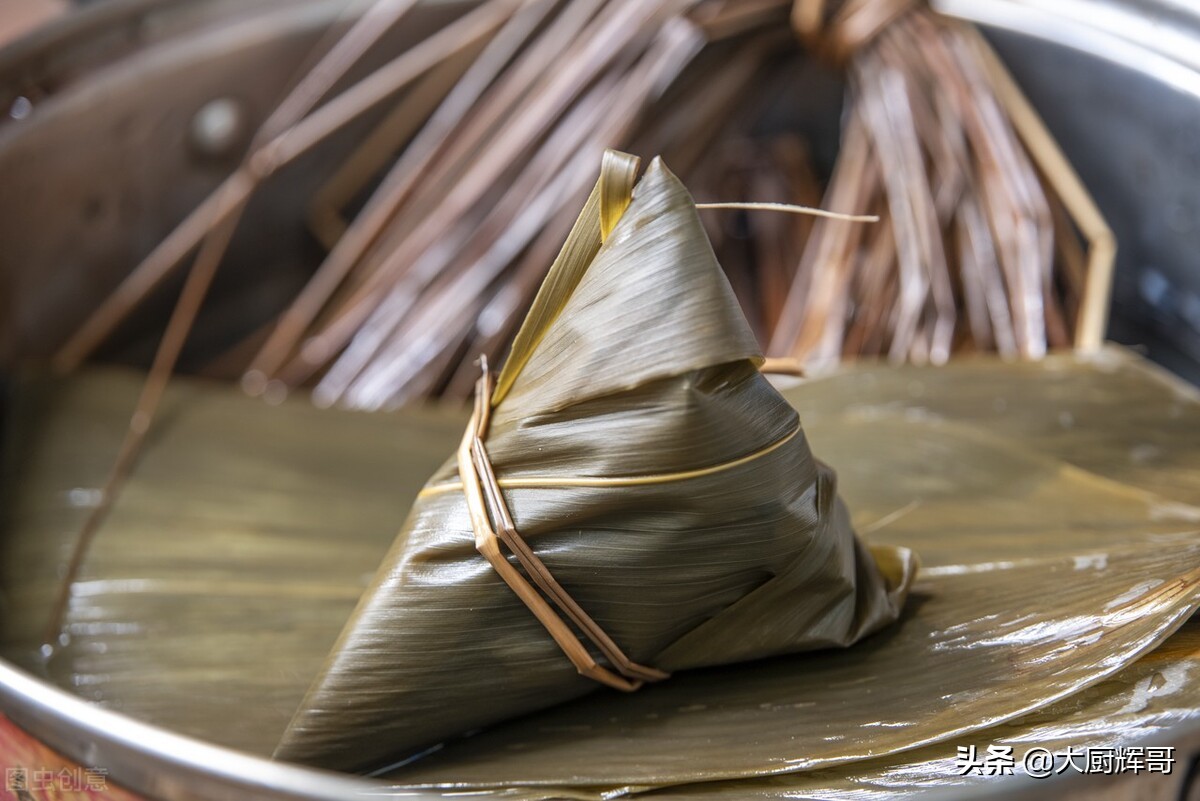 粽子怎么包才好吃？掌握这些技巧让你包出美味粽子
