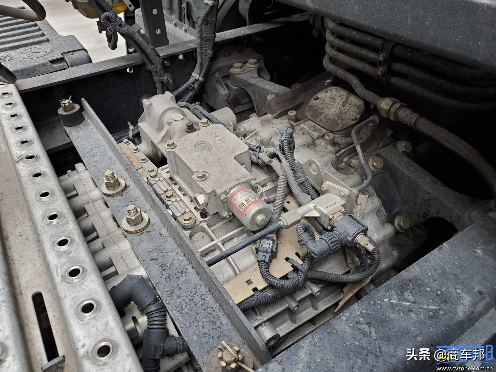 自动挡解放JH6用户评价：年行驶16万公里，平均油耗28.6L/百公里