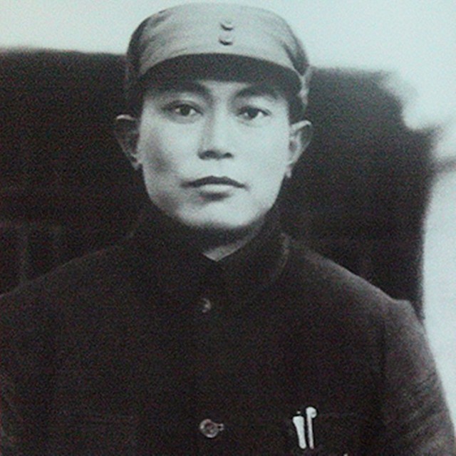 毛主席问王洪文和邓小平：我死后中国会是什么样子？二人如何回答
