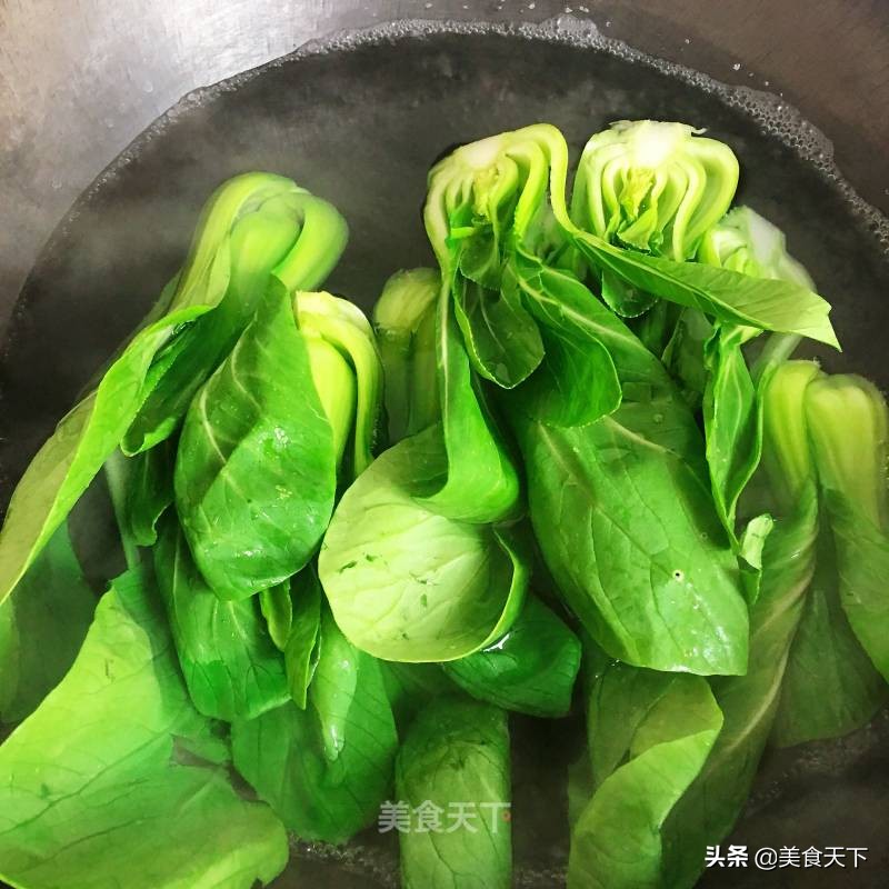 油菜的做法（油菜在家这样做堪比五星饭店大厨）