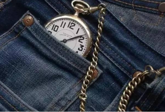 为什么每条牛仔裤上都有小口袋？到底干嘛用？看完涨知识了