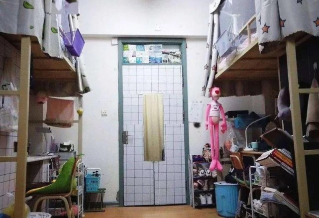 大学“人性化宿舍”火了，拥有空调不算啥，在校夫妻还可同住