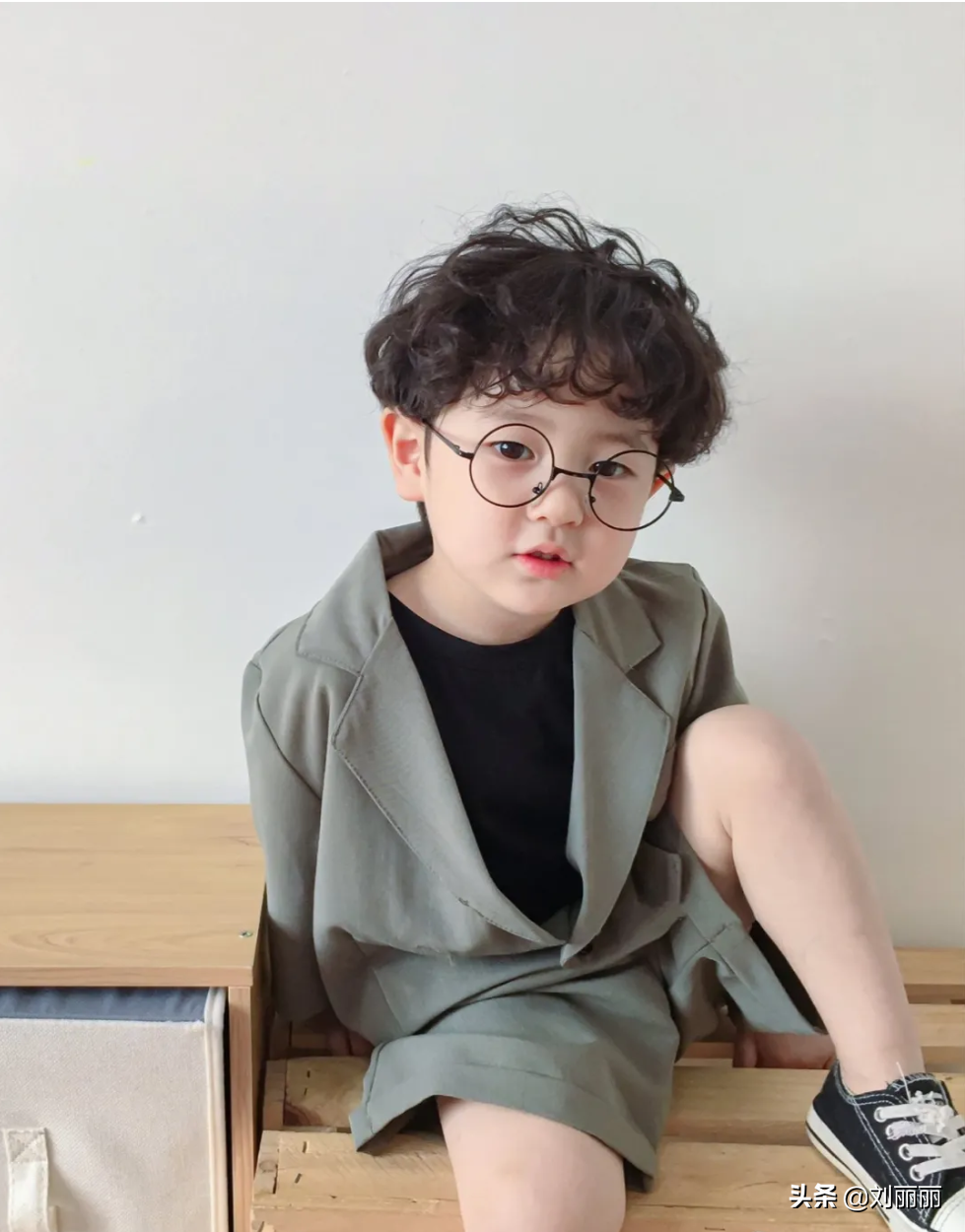 2019男童个性发型图片(2021精选小男孩发型15款) - 赤虎壹号