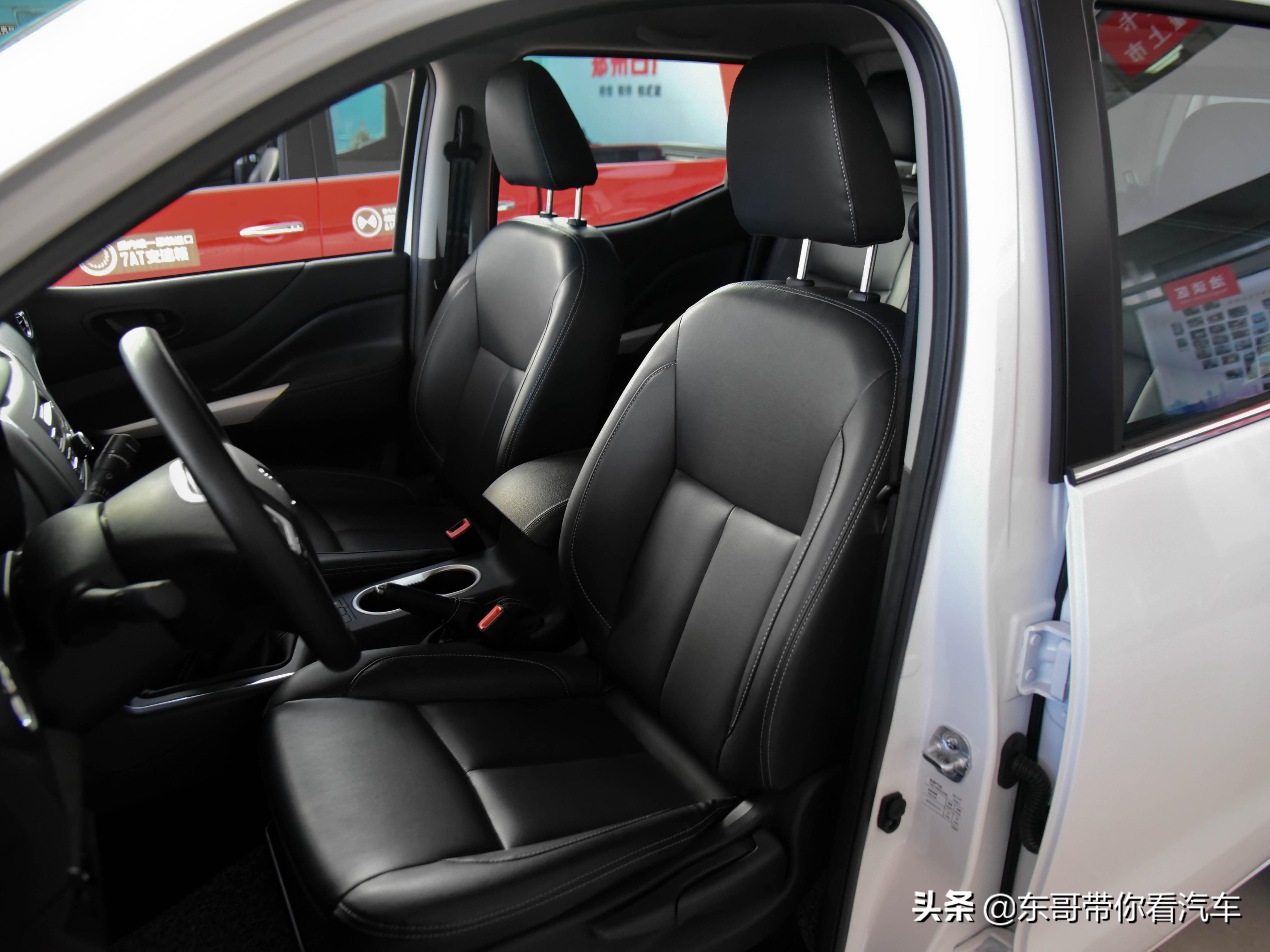 实惠的中国品牌中大型SUV，国产新骄傲，价格不贵，实拍帕拉索