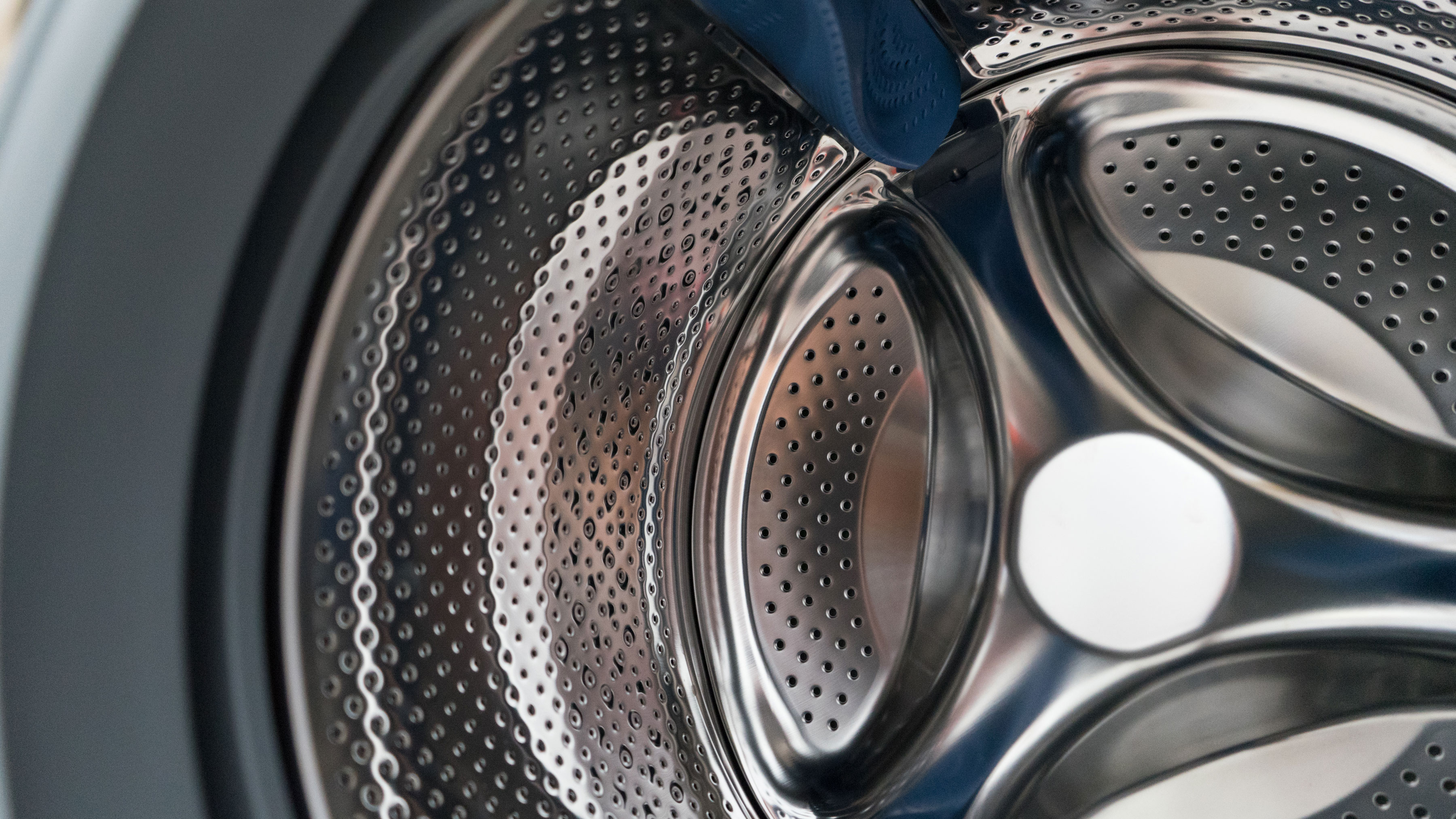 自动洗衣黑科技，小天鹅全自动滚筒洗烘一体洗衣机