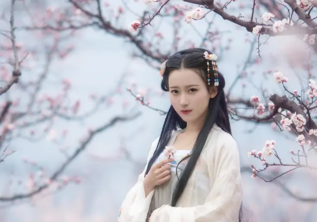 感受春色  二分尘土  一分流水