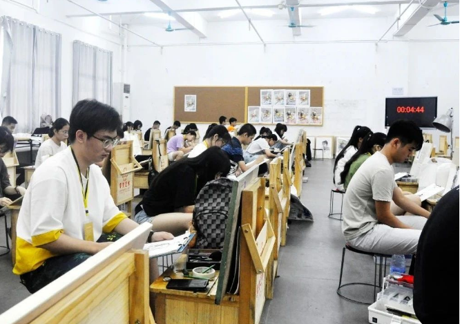 00后大学生“请假条”火了，连理由都懒得编了，老板看完一脸懵
