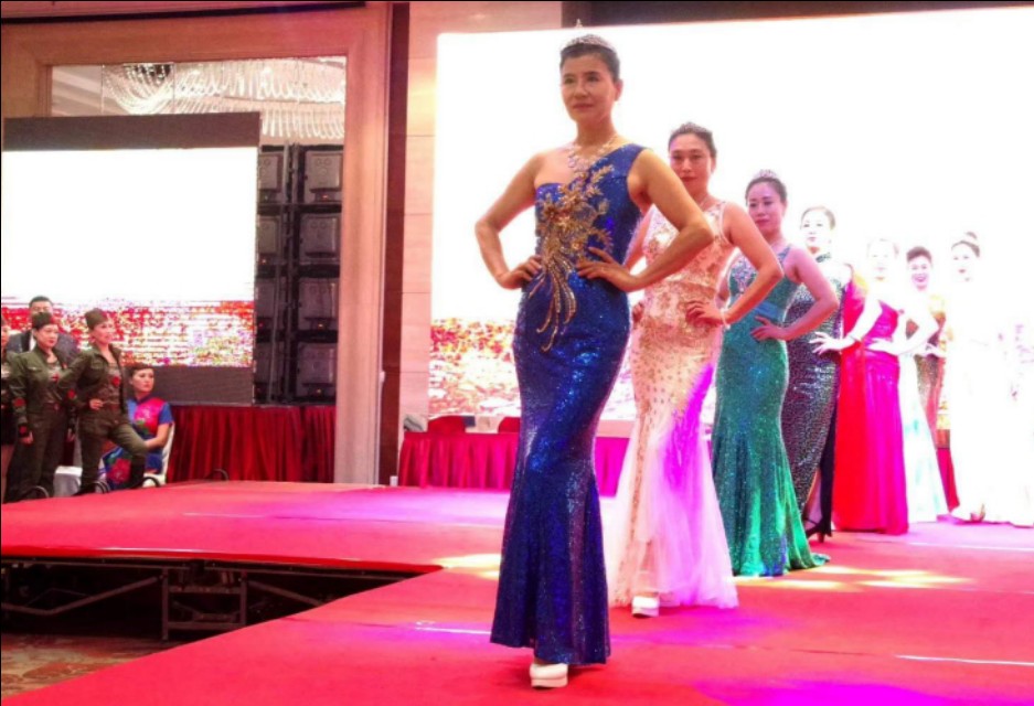 辽东半岛滨城大连一道靓丽风景——大连俏佳人模特艺术团