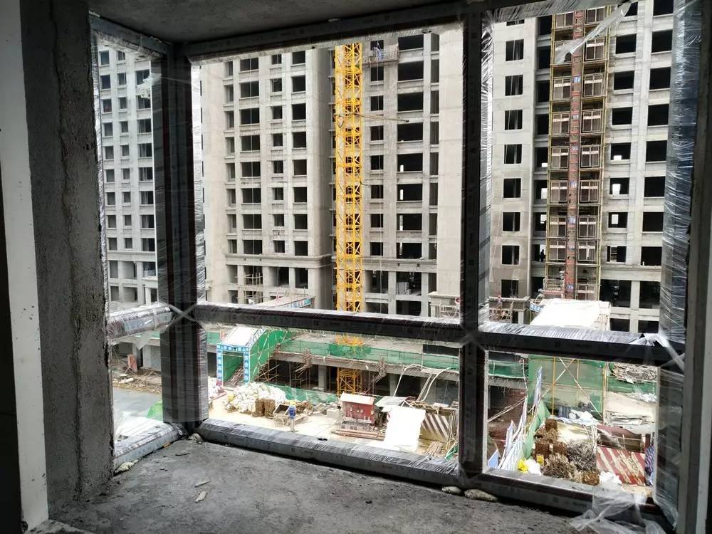 多数家庭被网红误导，盲目跟风装修，入住后才发现“一塌糊涂”