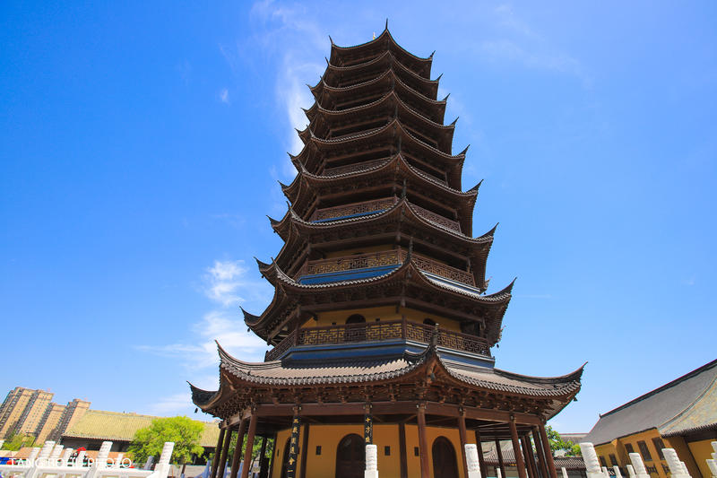 站在国师塔上,俯瞰淮安城景色尽收眼底