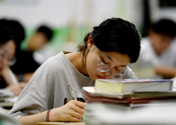 谁说学霸没有性别之分？清北新生入学报到，男女比例差距显著