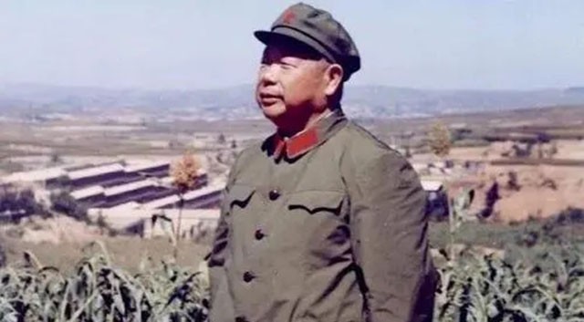 1955年，南京军事学院战役系52名学员，都被授予了什么军衔？