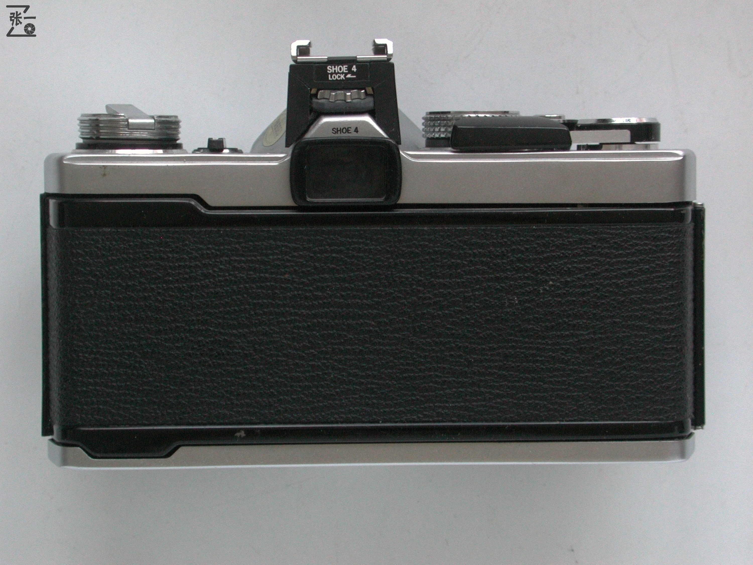 当年最小巧的单反照相机：奥林巴斯Oympus OM-1单反！日本制造