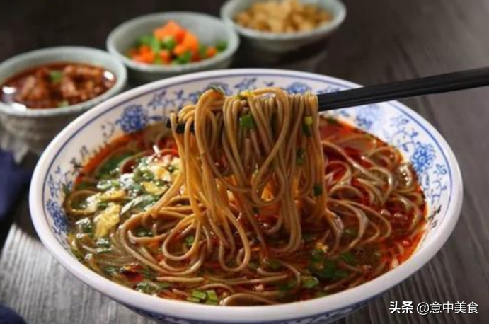 舌尖上的河南，带你品尝新乡十大美食小吃，获嘉饸饹条真好吃