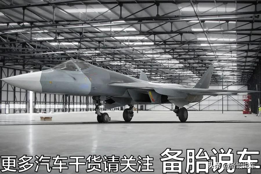 战斗民族俄罗斯连战斗机都能造，为什么造不出一辆像样的好车？