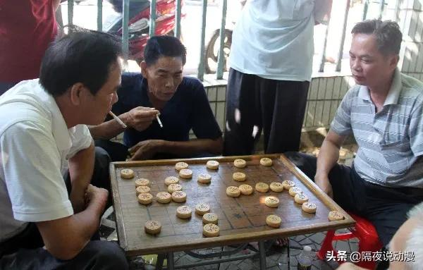 网游新规下的凡尔赛:老爸是个游戏迷,从小被带着玩各种主机游戏