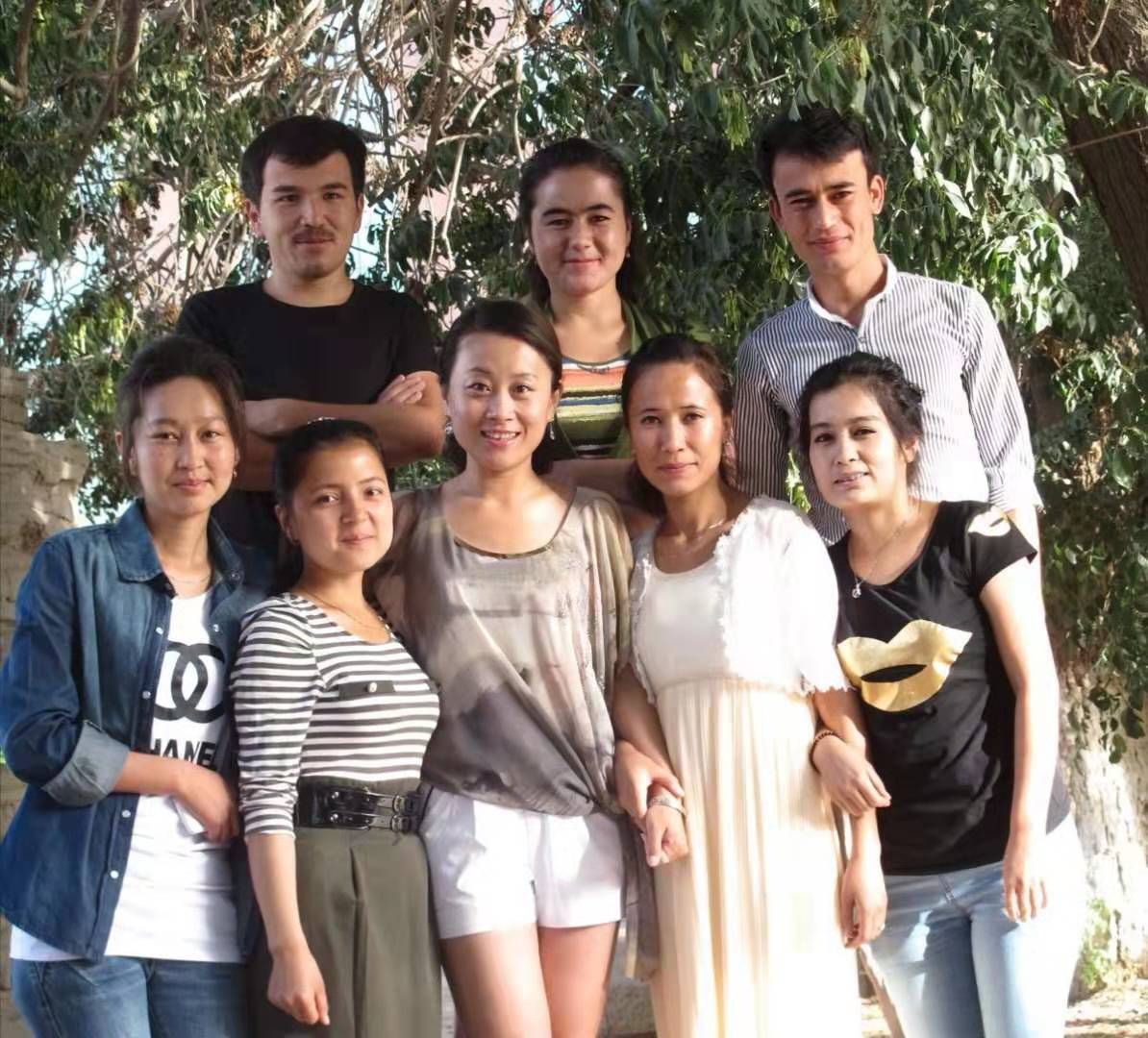 赫赫师尹，玉苗怀馨