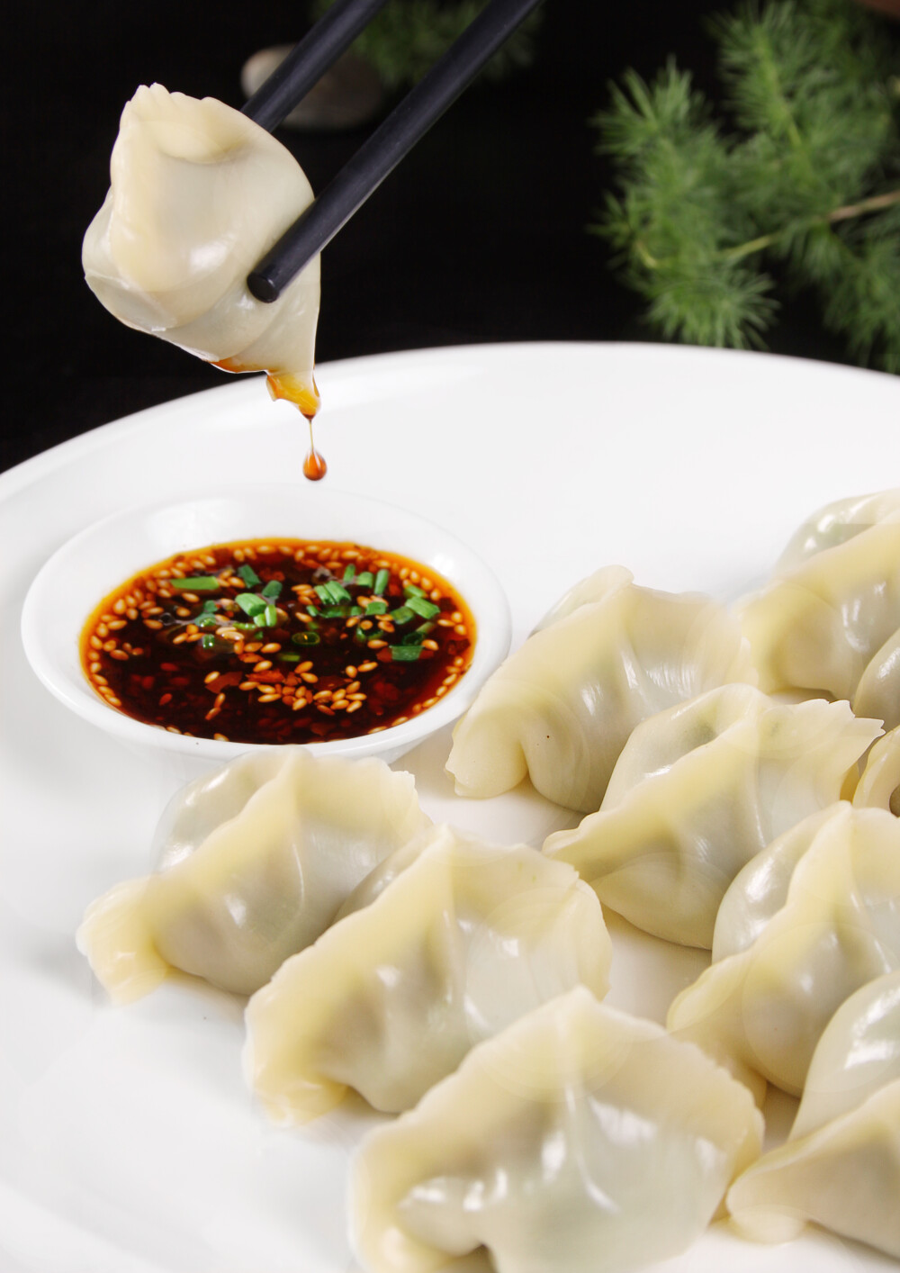 水饺老店传承调馅秘方：掌握这些技巧做出鲜美多汁的饺子馅