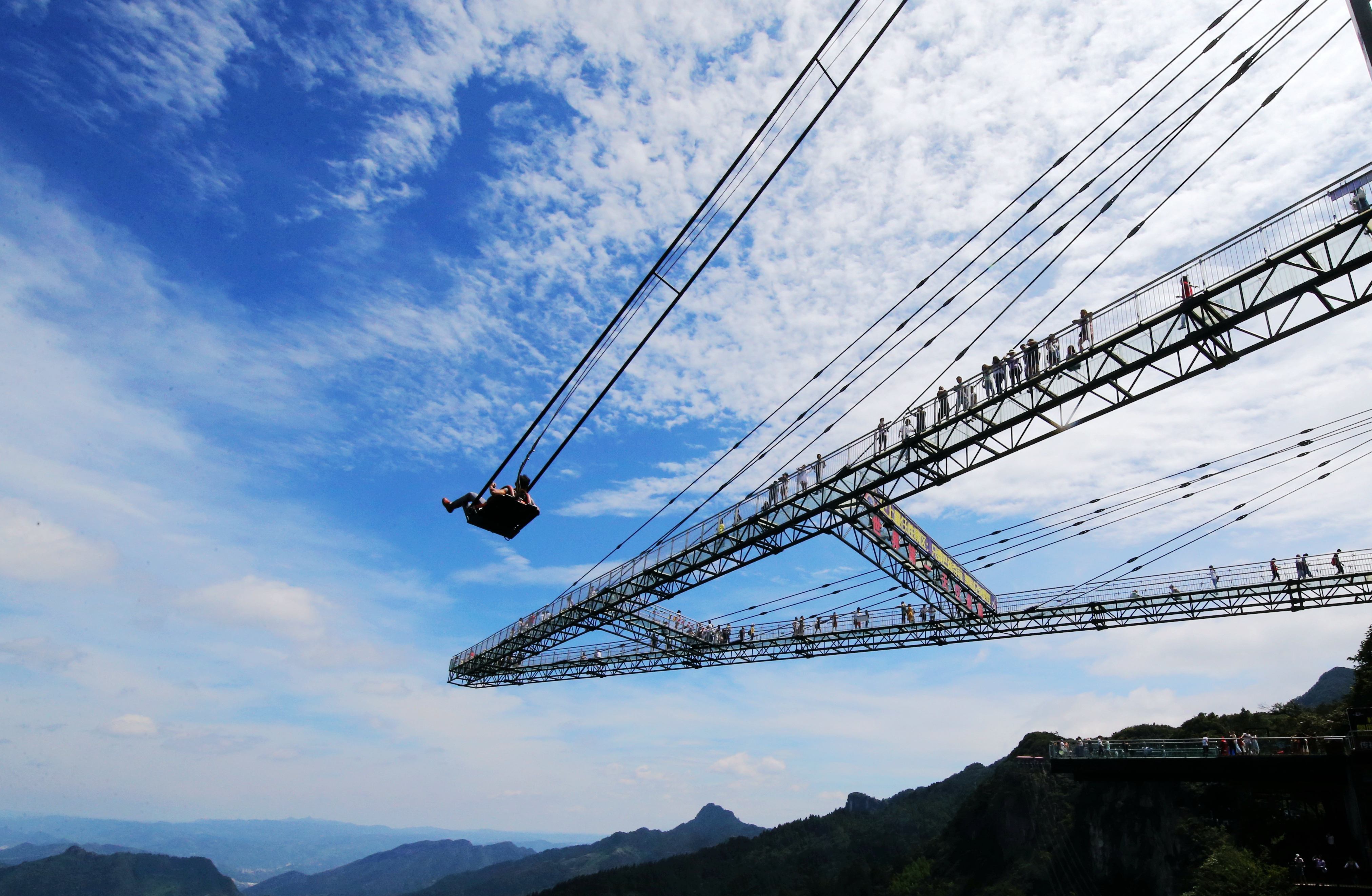基建狂魔｜中国的世界之最——玻璃桥