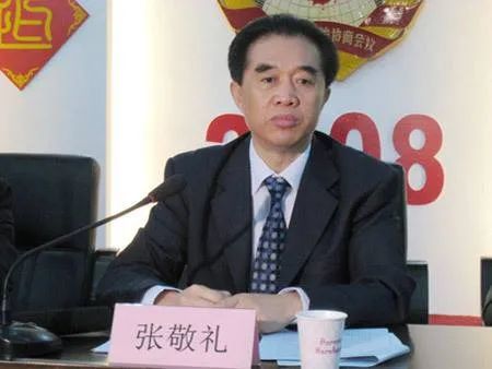 百年药企市值4236亿美元，发明口罩、爽身粉、卫生棉条、急救箱