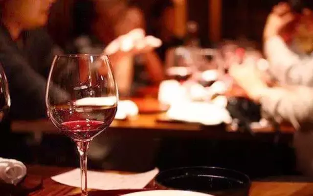 一杯酒、一本书、一知己......