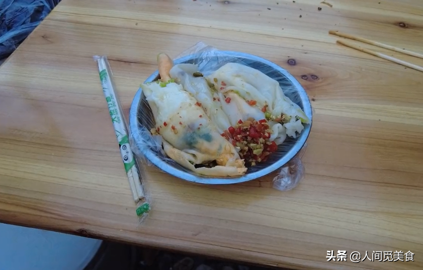 江西大姐路边卖传统小吃，纯手工做了17年，7元1份忙到顾不上吃饭