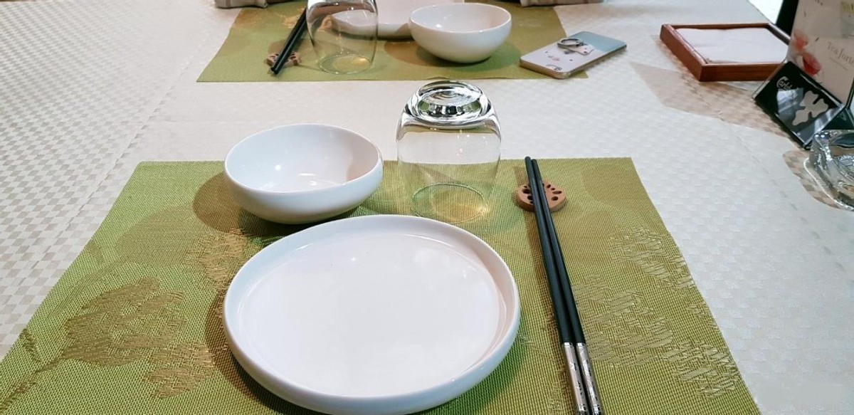 坚持“断舍离”，才能改变中式厨房的通病，做到整洁无杂乱
