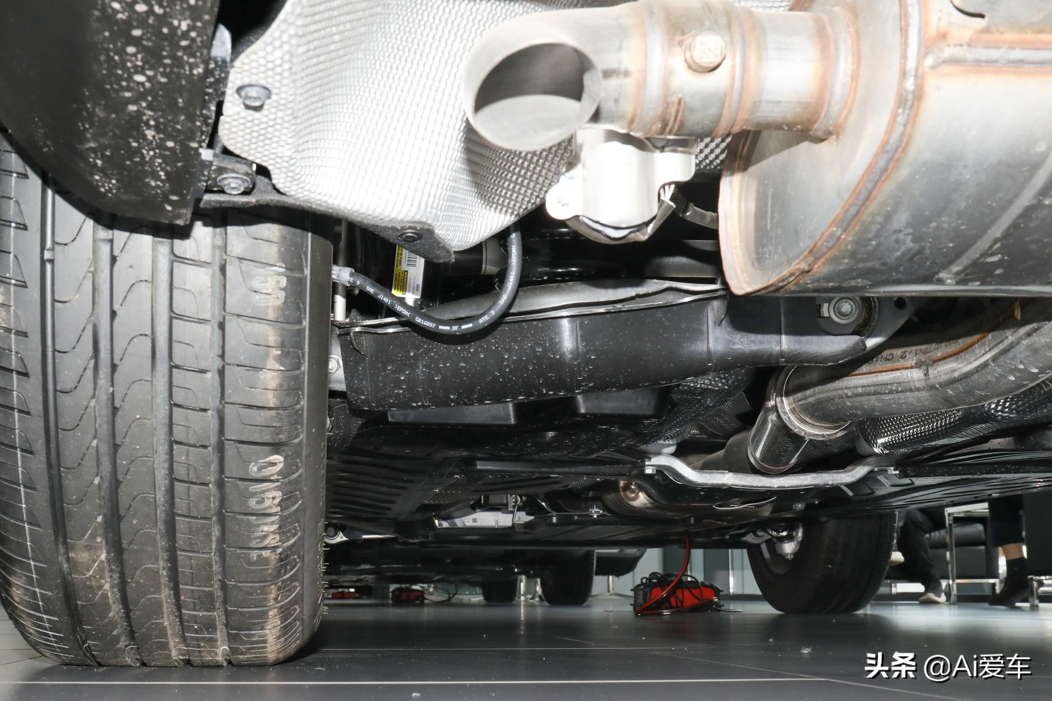 2.0T+258马力，奔驰家进口轿跑SUV,9AT自动带有四驱，奔驰GLC轿跑