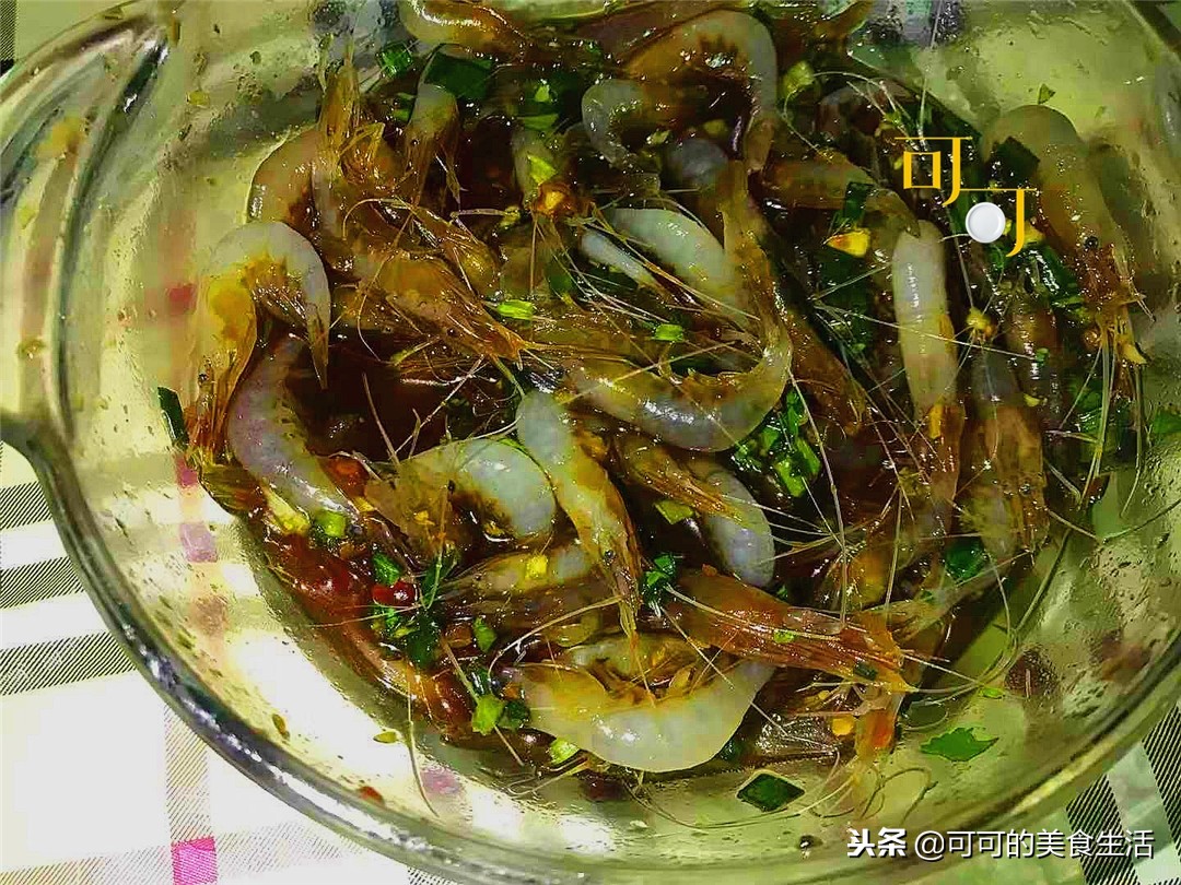 深秋去湖州观太湖夜景，品尝太湖三白，两个人三个菜205元