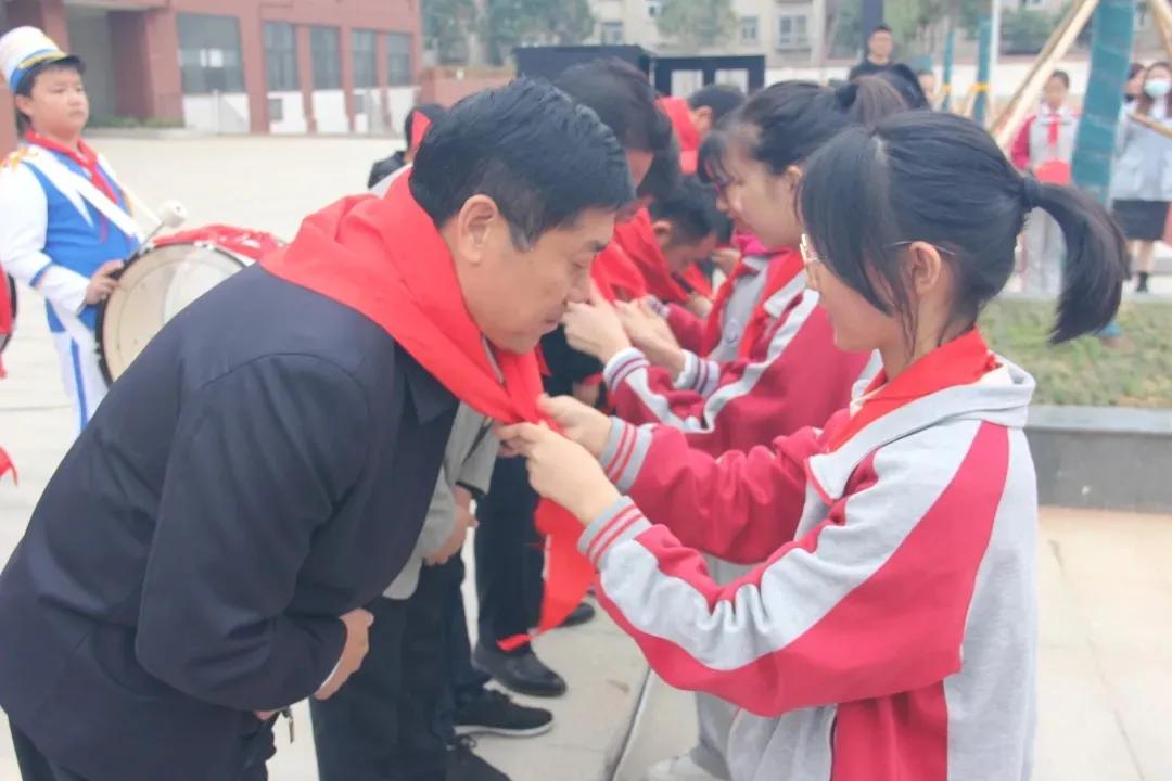 临沂光耀实验学校2021年度“请党放心 强国有我”开学典礼