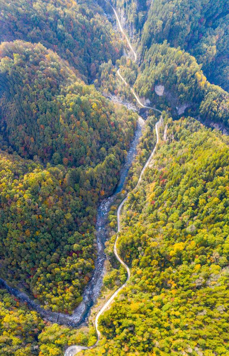 10月这12个颜值高地，已补好了妆，将向世人“卖弄”最美一面