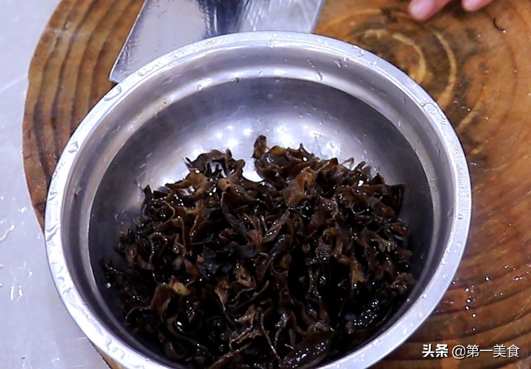 魚香肉絲怎么做好吃,魚香肉絲怎么做好吃視頻教程