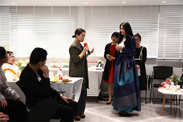“我和總裁有個(gè)約會(huì)”——石興凱新員工座談會(huì)