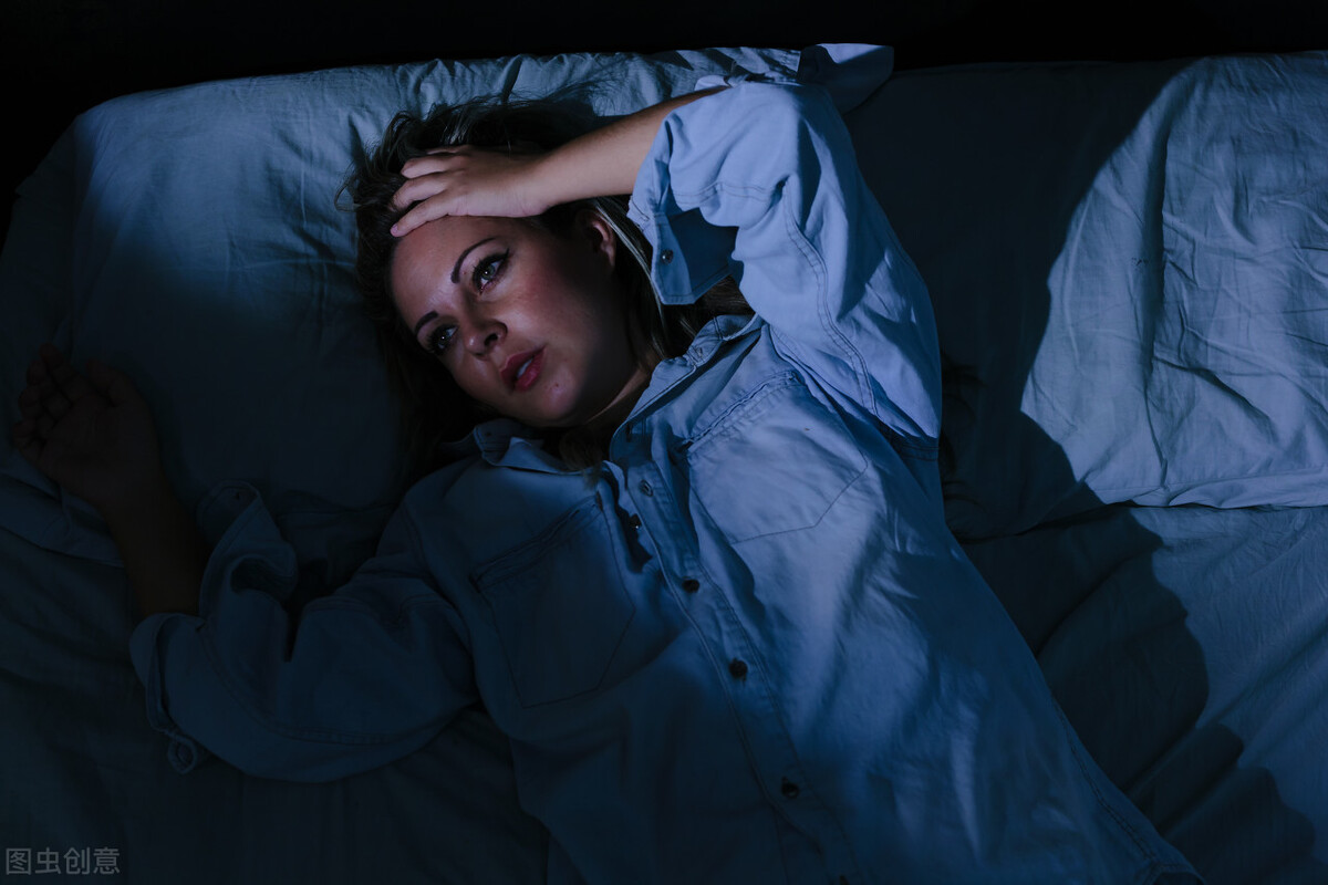 苏联睡眠剥夺实验：6名死囚30天不眠不休，竟然把人变成怪物