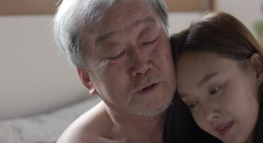从韩国伦理片《女人的战争之肮脏的交易》来分析人性：隐藏的肮脏