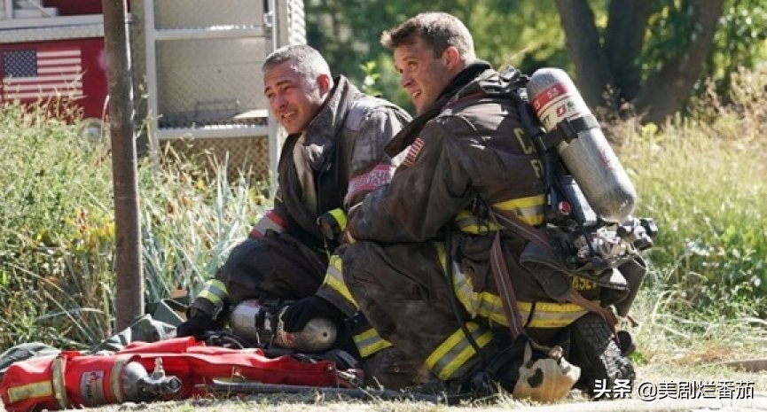 “芝加哥火焰”欢迎全部戏剧200集！有一个第10季或退伍军人的成员